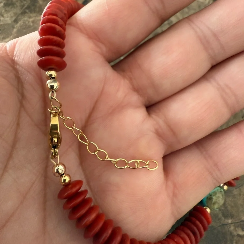 Alihoma Bermudez elegant coral